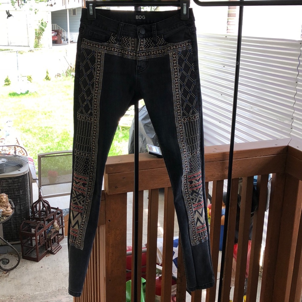 B D G Jeans